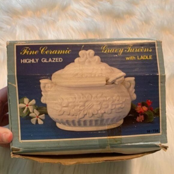 Vtg Jay Import Co Fine Ceramic Gravy Tureen White - Picture 9 of 10
